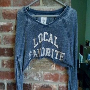 "Local favorite" long sleeve crop slant